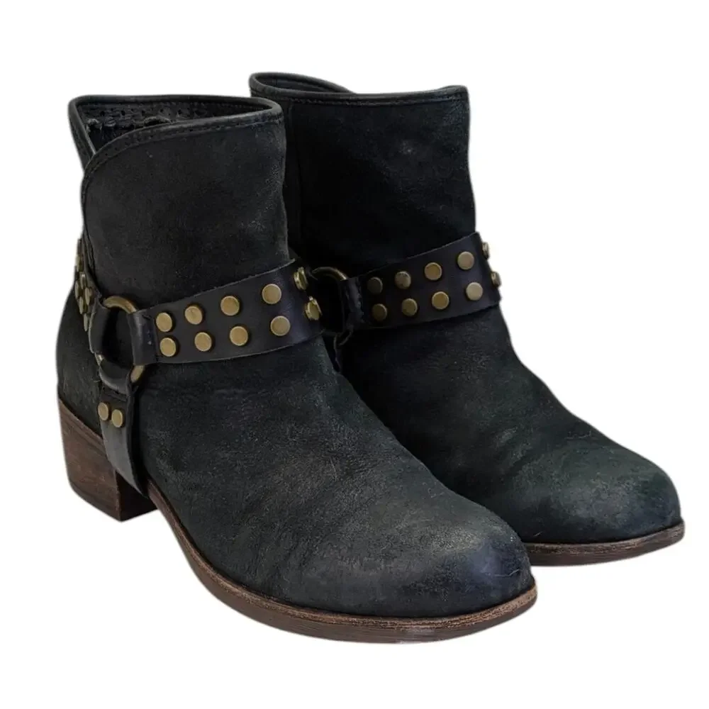 UGG Darling Suede Harness Boots GUC $189 Size 6.5  S3770